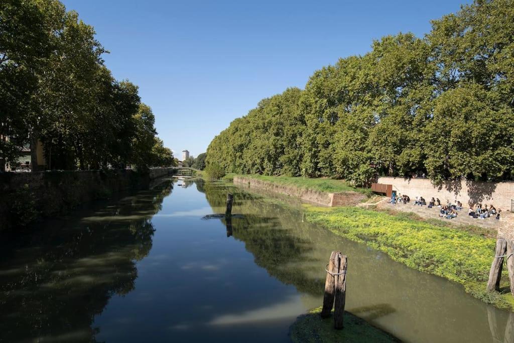 Sul Fiume Al Portello, Con Posto Auto *